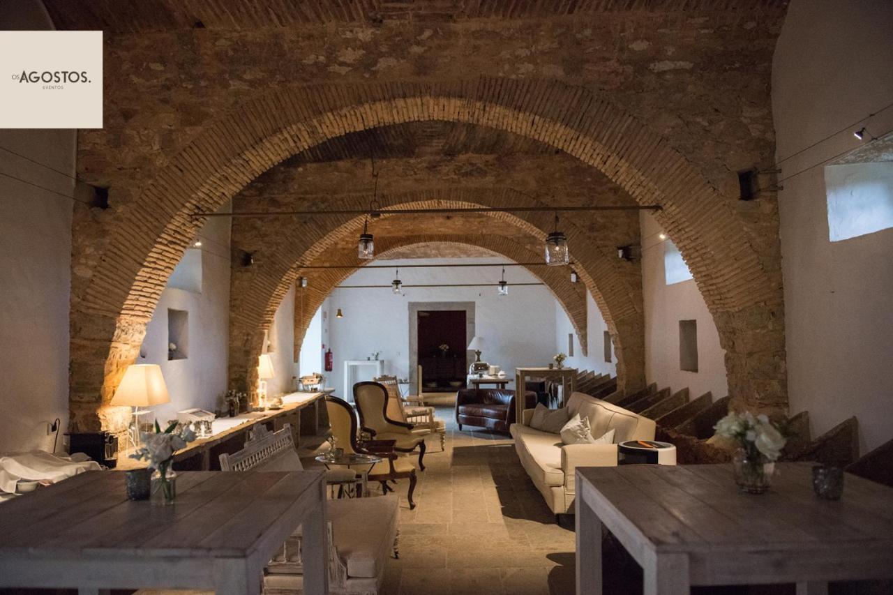 Bed and breakfast Os Agostos Extérieur photo