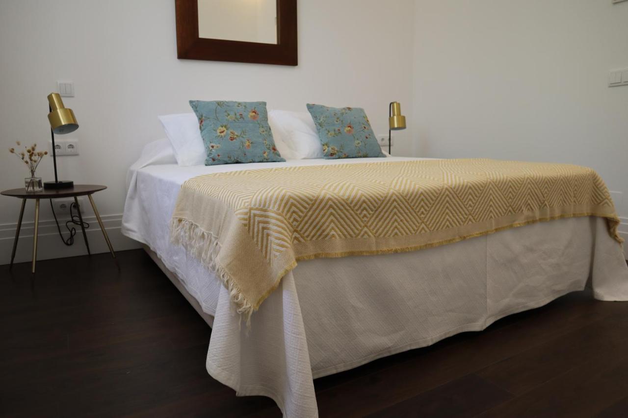 Bed and breakfast Os Agostos Extérieur photo
